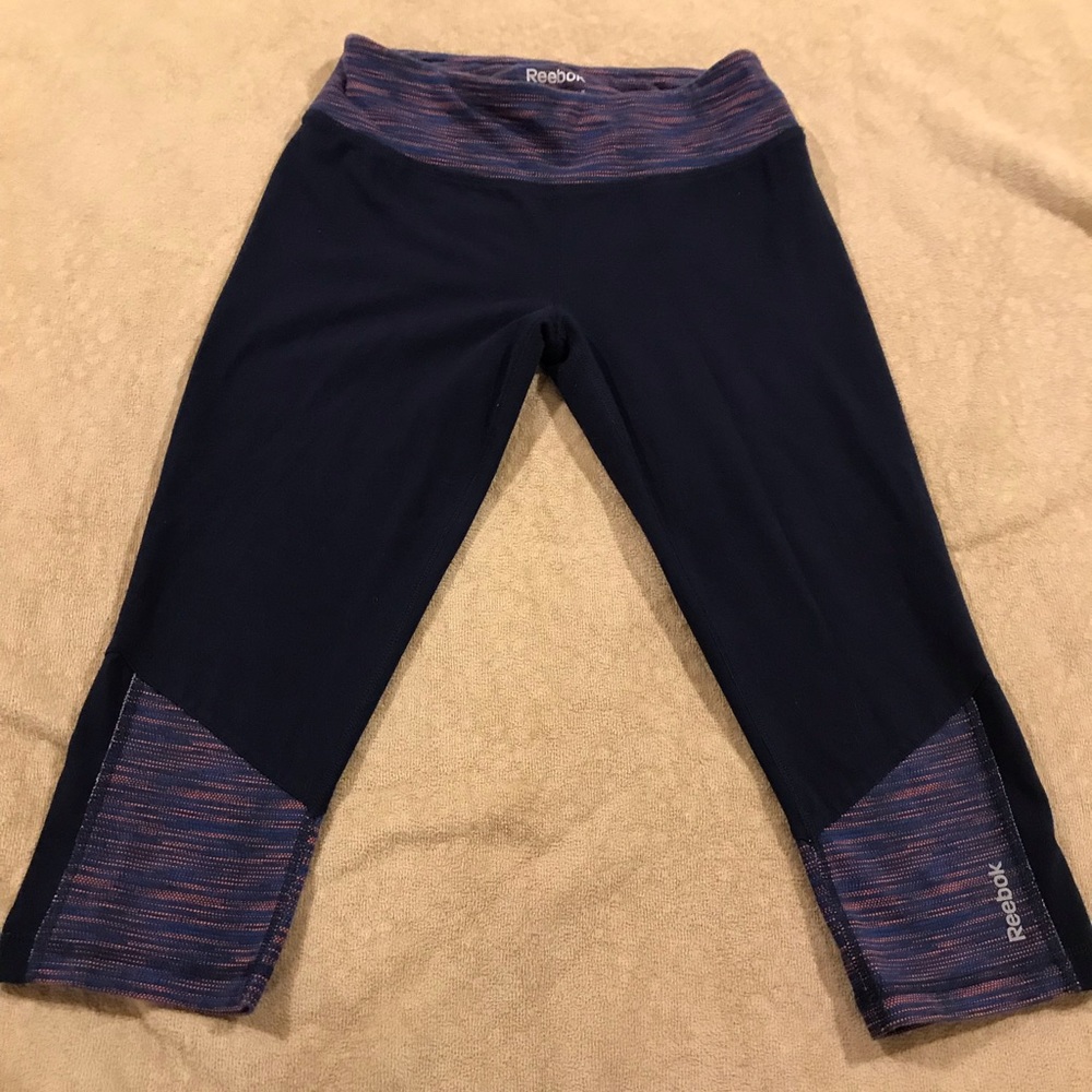 Just below the knee athletic bottoms